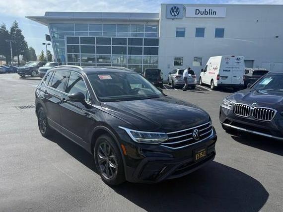 VOLKSWAGEN TIGUAN 4MOTION 2022 3VV2B7AX1NM102386 image